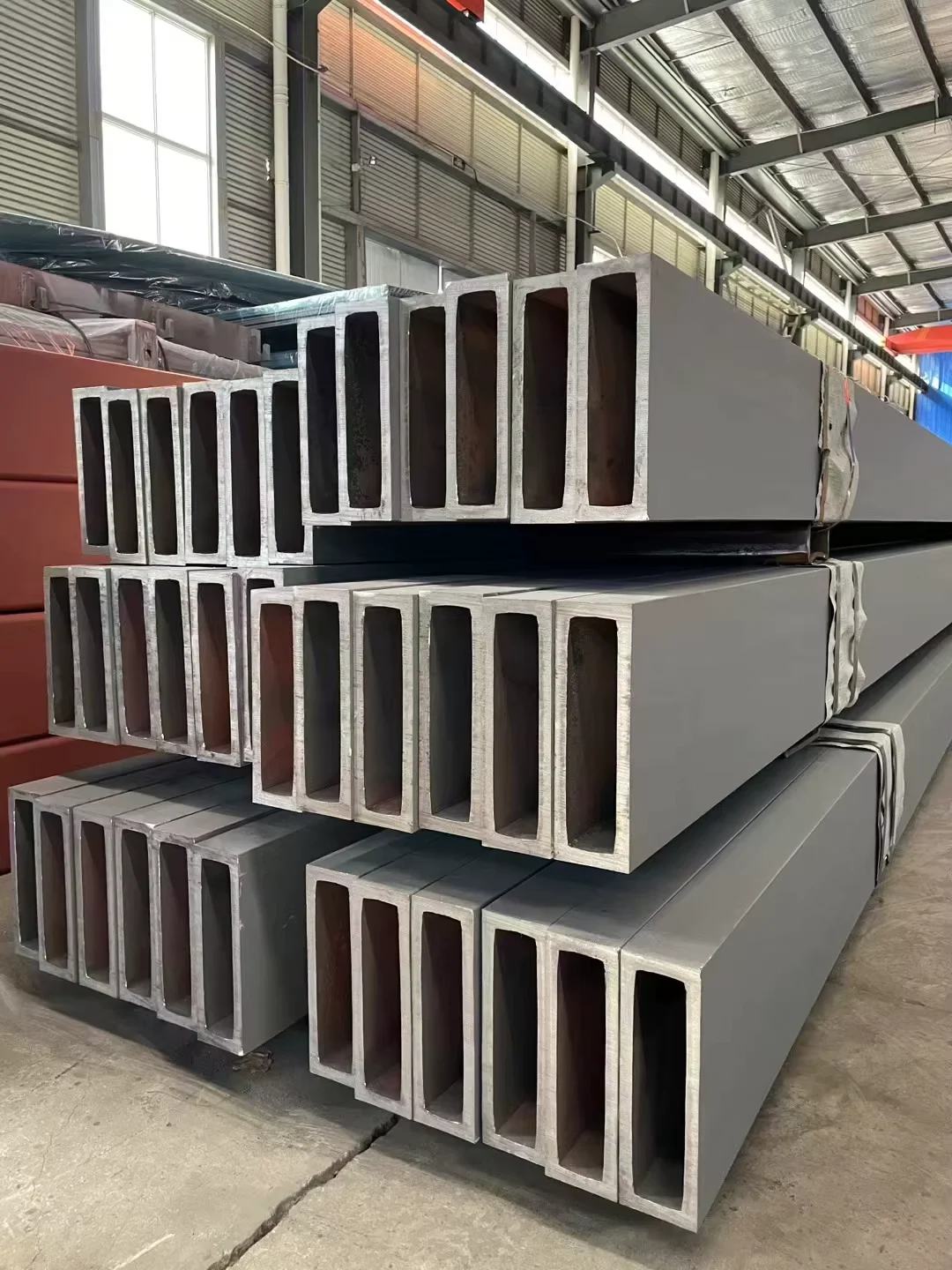 20# Seamless Square Rectangular Steel Tube ASTM GB Wall Thickness 40mm Supplier