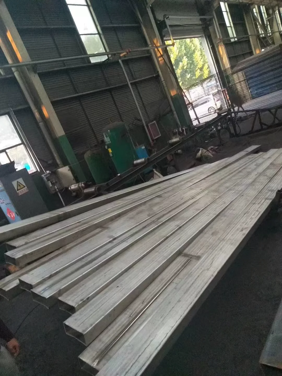 304 201 Stainless Steel Square Rectangular Tube Manufacturer Custom Sizes