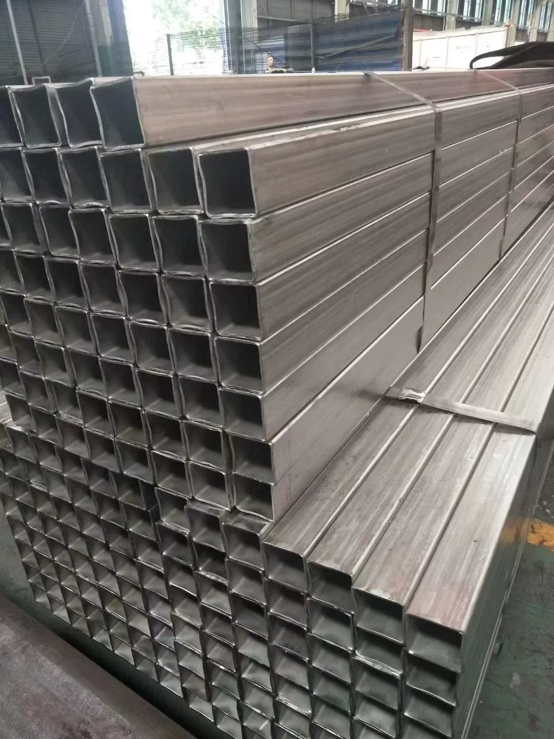 304 Stainless Steel Square Tube 0.3-2mm ASTM A554 Supplier