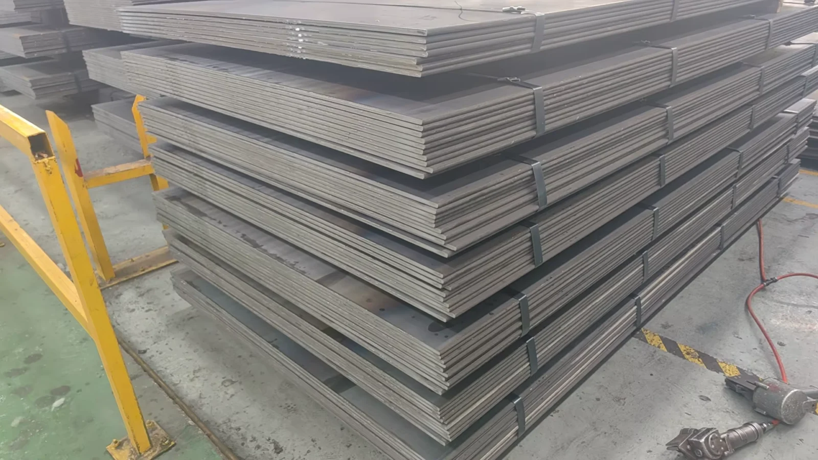 A36 Q235 Carbon Steel Plate with Cutting Service Supplier
