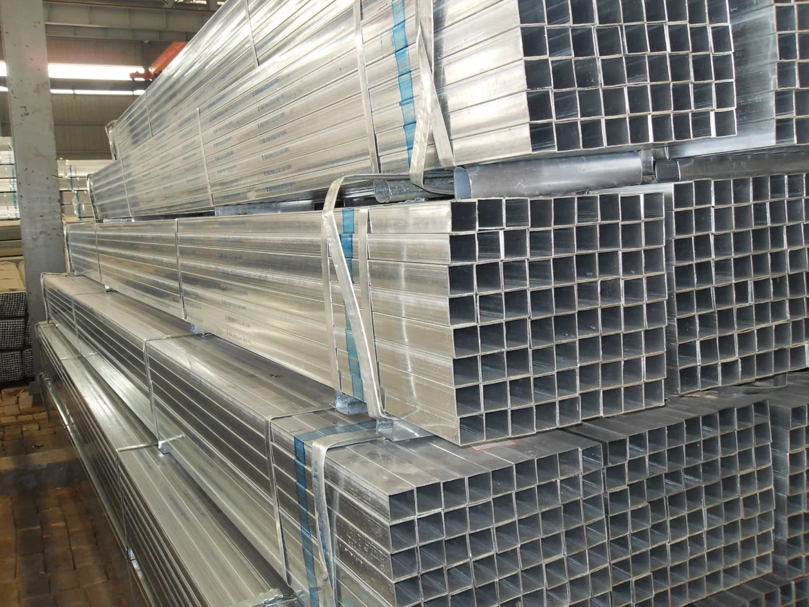 A500 Galvanized Square Steel Tube 21.3-660mm CE Certified Supplier