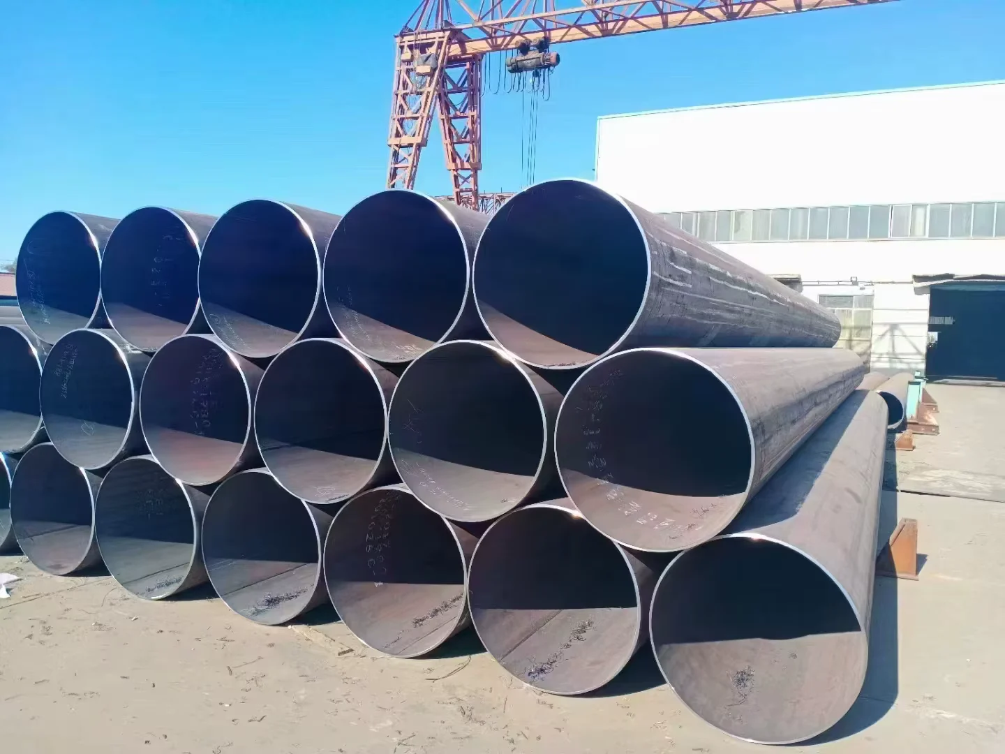 API GR.B ERW Steel Pipe 3PE Anti-Corrosion 2-36mm Supplier