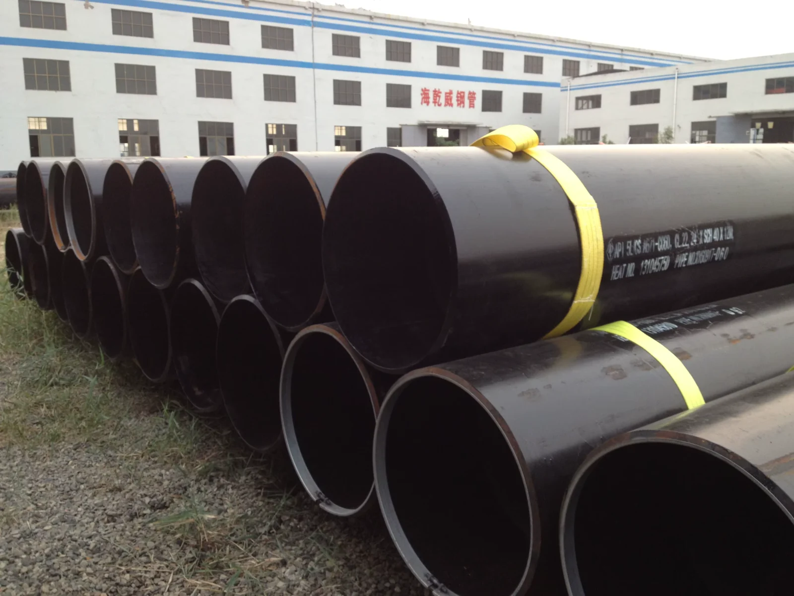 ASTM A106 LSAW Steel Pipe OD 355.6-1626mm Supplier