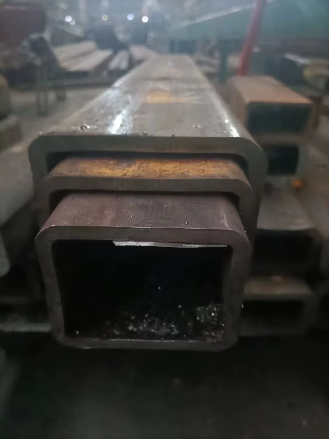 ASTM A572 Gr 50 Seamless Square Rectangular Tube Supplier Custom Sizes