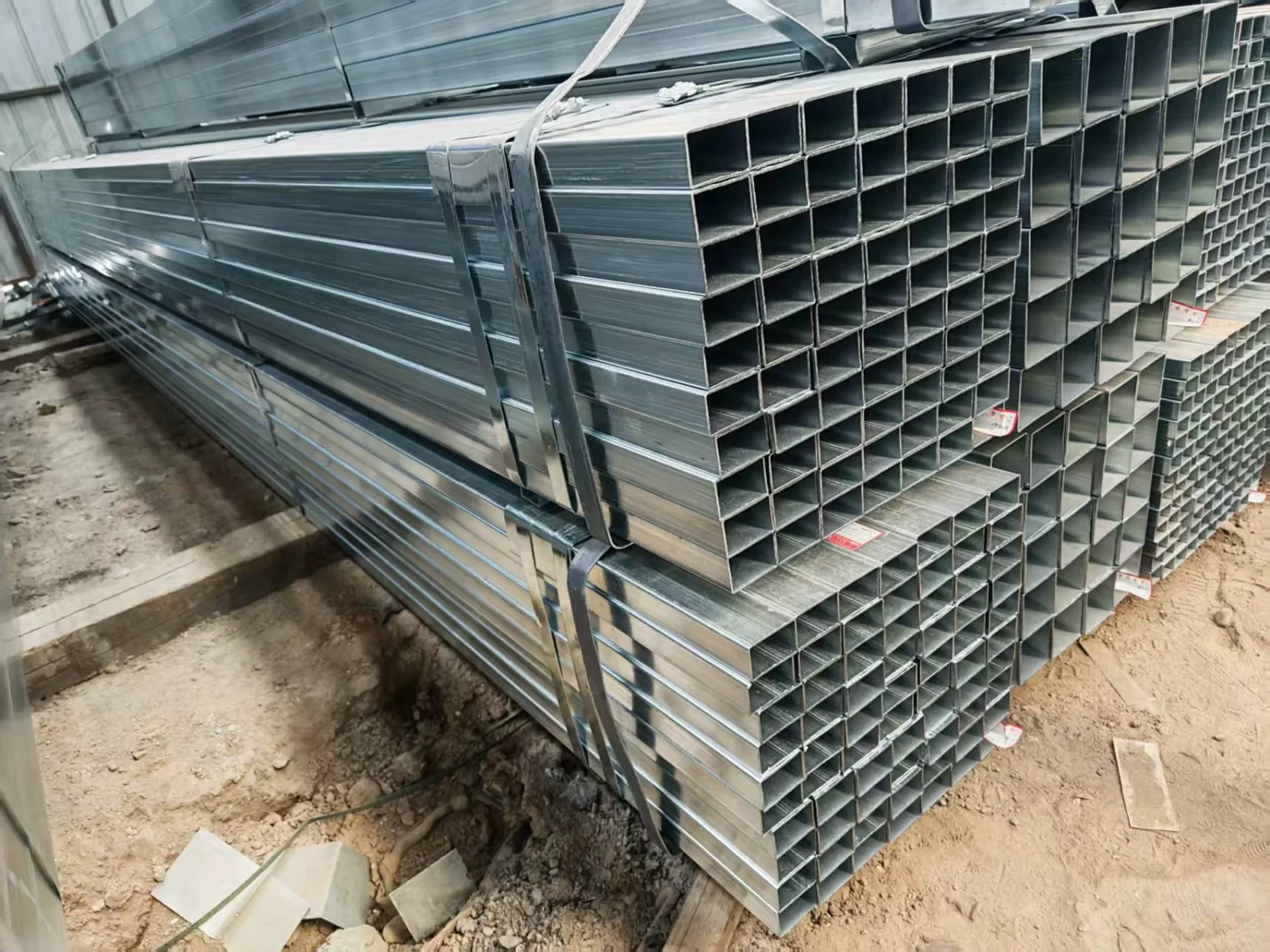 ASTM Galvanized Square Rectangular Tube Z30-Z40 Coated Supplier