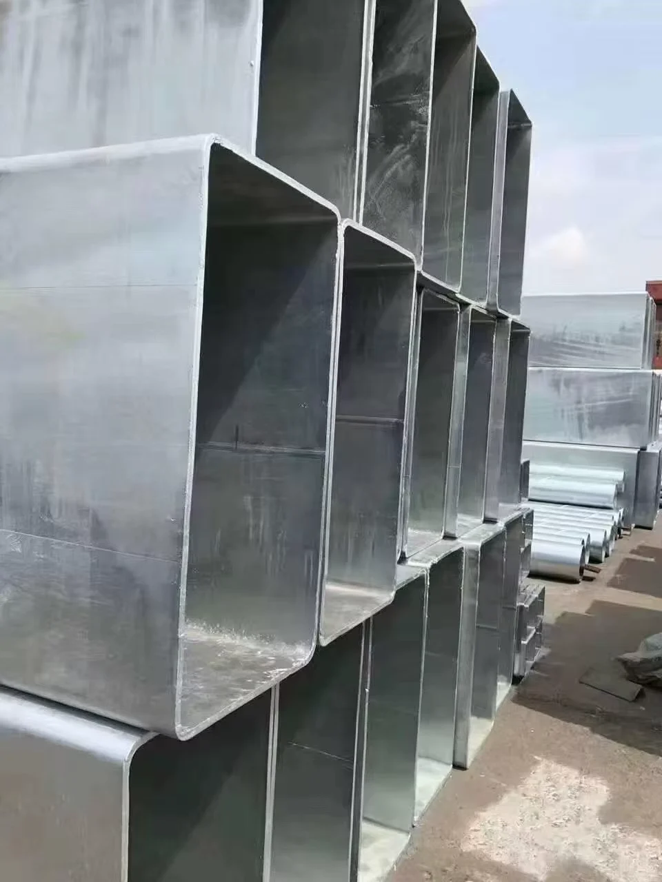 Carbon Steel Galvanized Square Rectangular Tube ASTM Custom Sizes Manufacturer