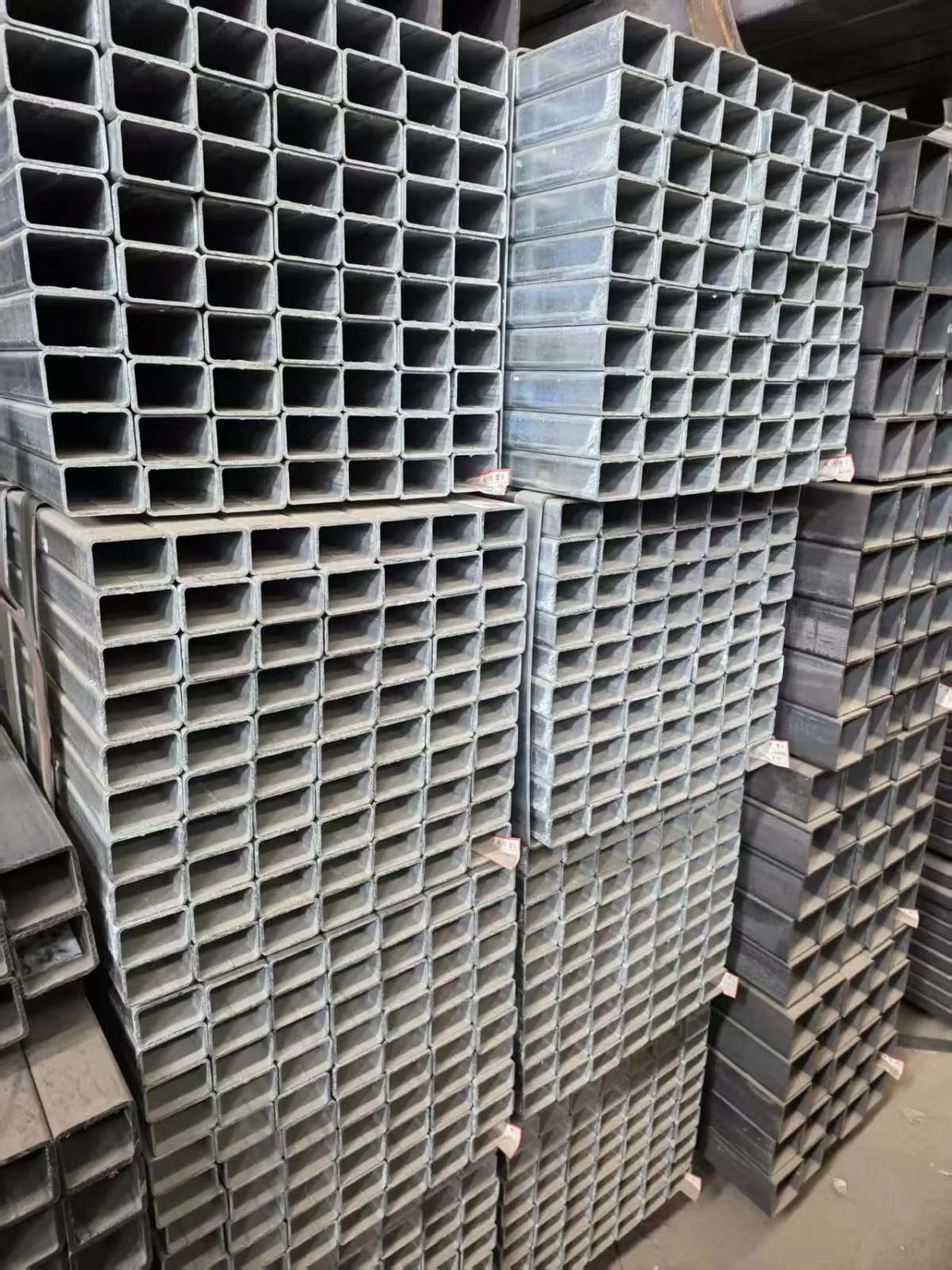 Dx51D G550 Galvanized Square Rectangular Tube ASTM Supplier