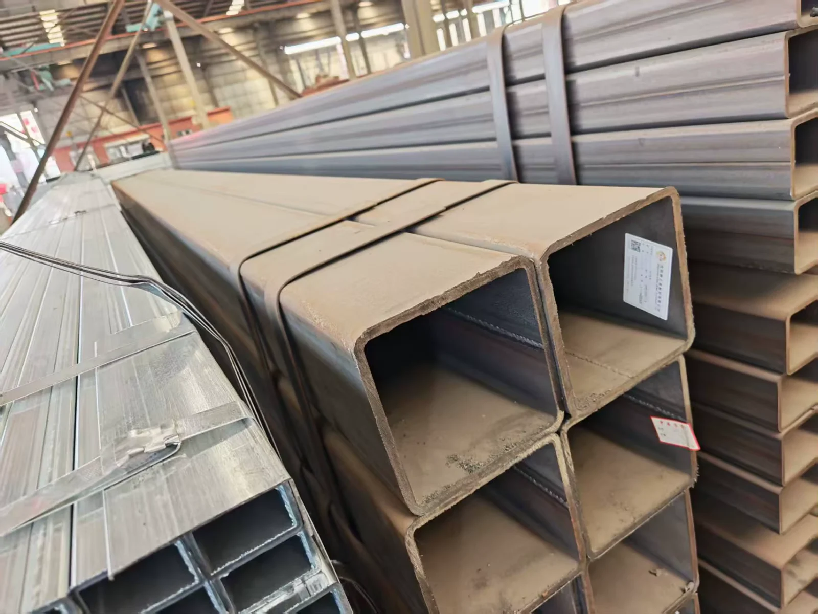 DX51D Galvanized Square Rectangular Steel Tube ASTM Custom Sizes Factory