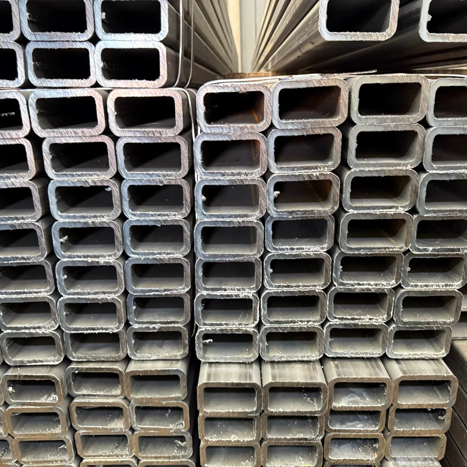 Q195 Q235 Q355 ZAM Coated Square Rectangular Tube 1-30mm Wall