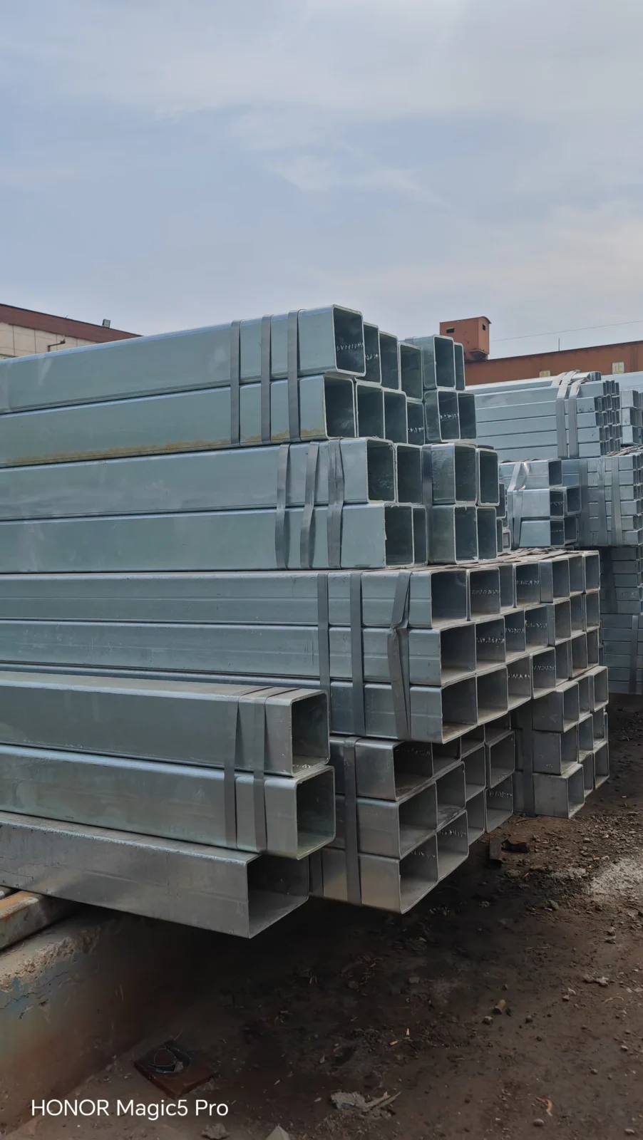 Q195-Q345 Galvanized Square Rectangular Steel Tube Z81-Z120 ASTM CE Supplier