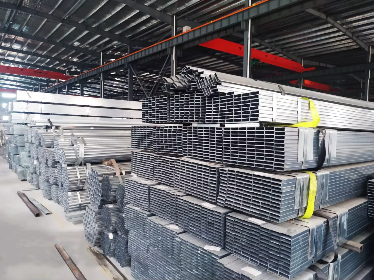 Q195-Q345 S235-S355 Galvanized Square Steel Tube 0.8-30mm Supplier