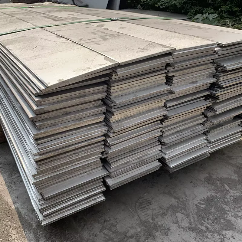 Q235 Galvanized Flat Steel Bar & L Angle, ASTM Hot Rolled, Cutting Service Supplier