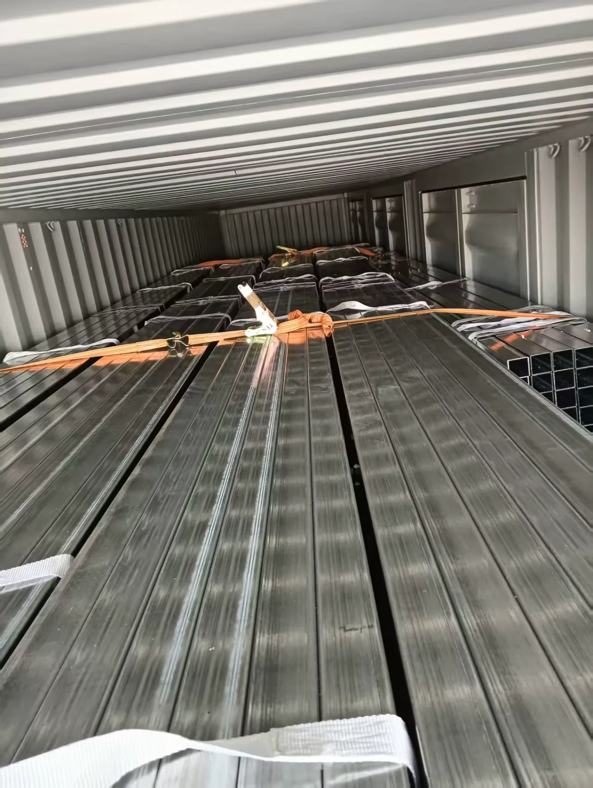 Q235 Galvanized Square Rectangular Steel Tube 0.12-0.2mm CE Certified Supplier