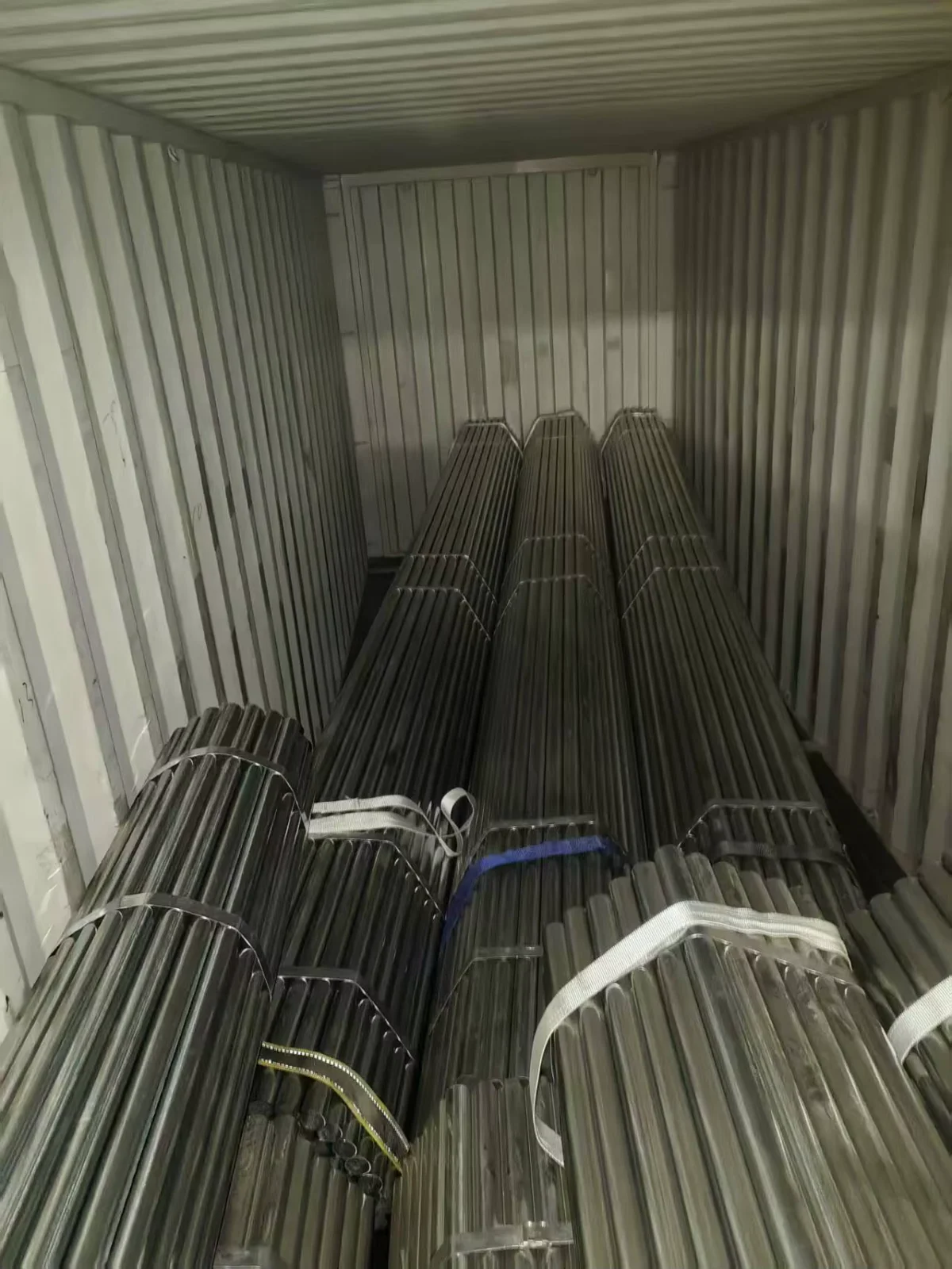 Q235 Galvanized Square Rectangular Steel Tube 0.12-0.2mm CE Certified Supplier