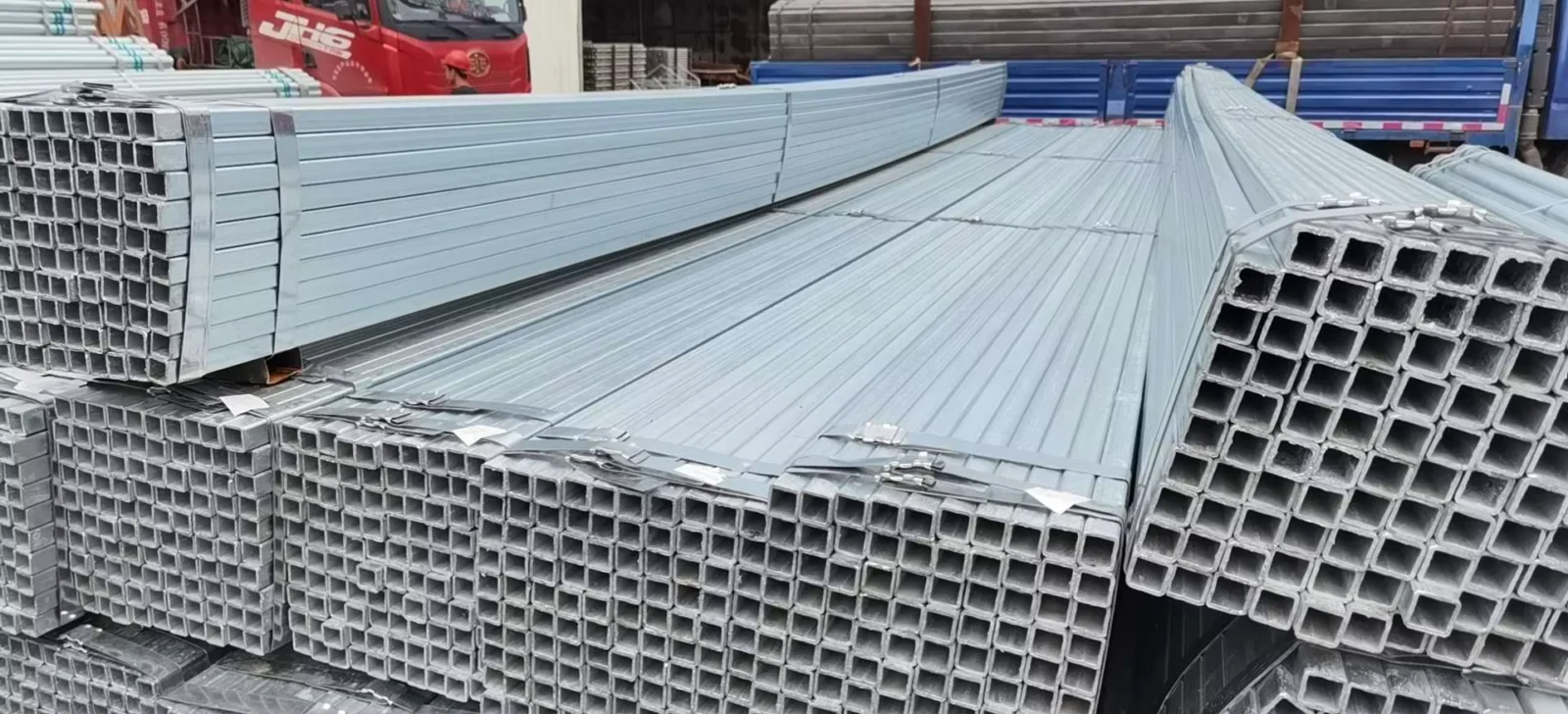 Q235 Galvanized Square Steel Tube 10-914mm GB JIS Supplier
