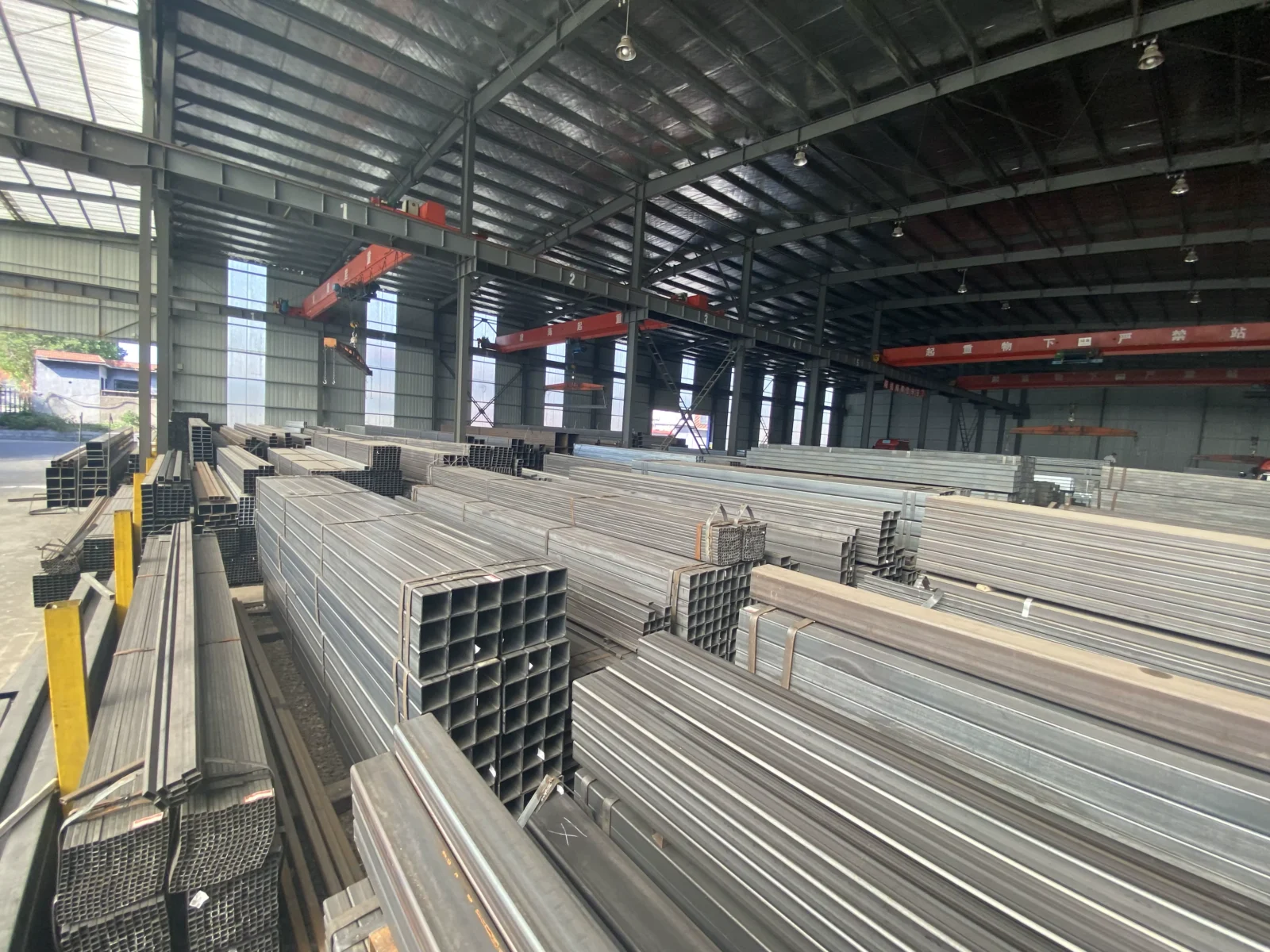 Q235 Q345 Carbon Steel Square Rectangular Pipe 20-500mm ASTM A500 Supplier