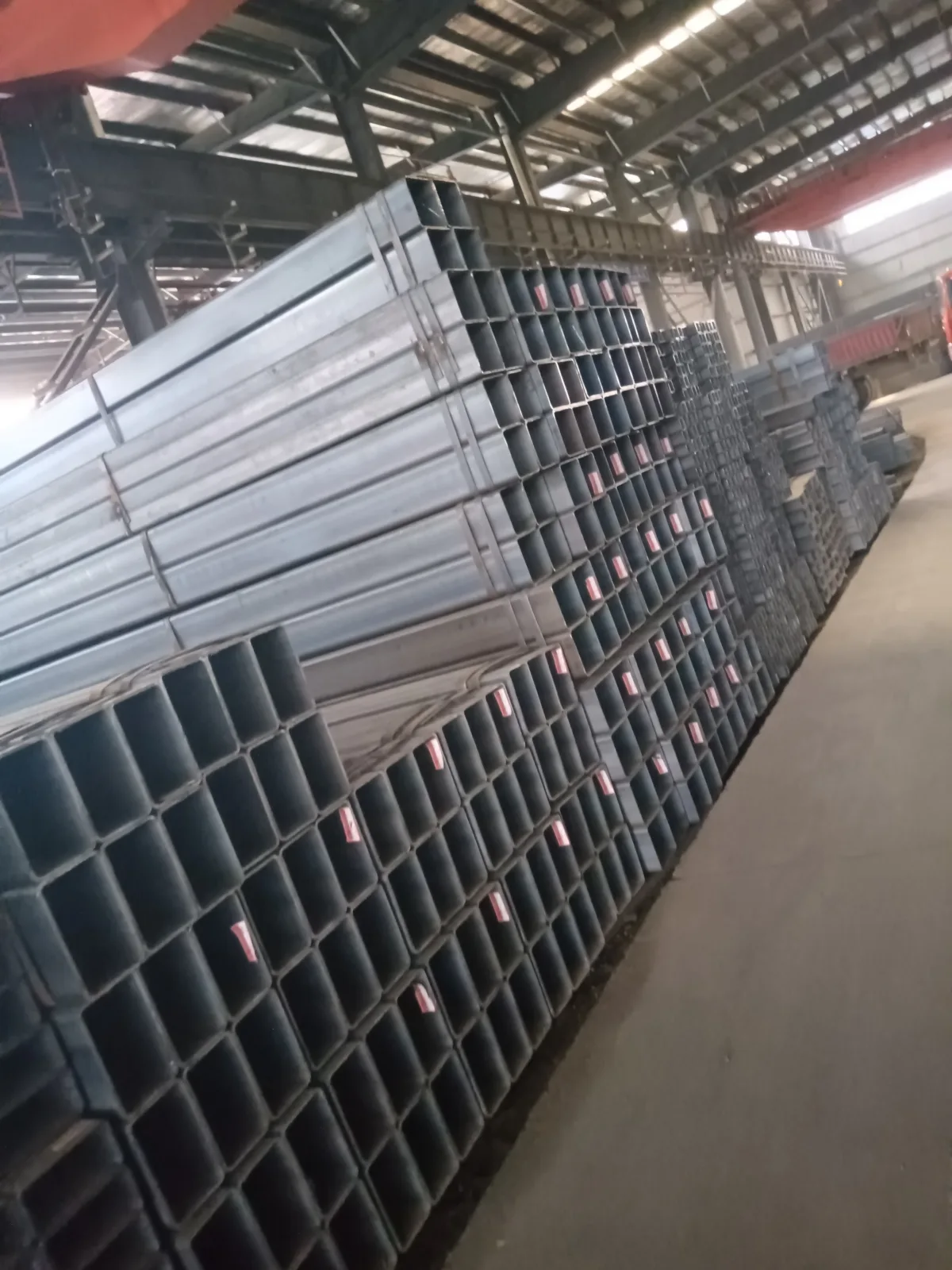Q235 Q345 Hot Dipped Galvanized Rectangular Steel Tube Supplier