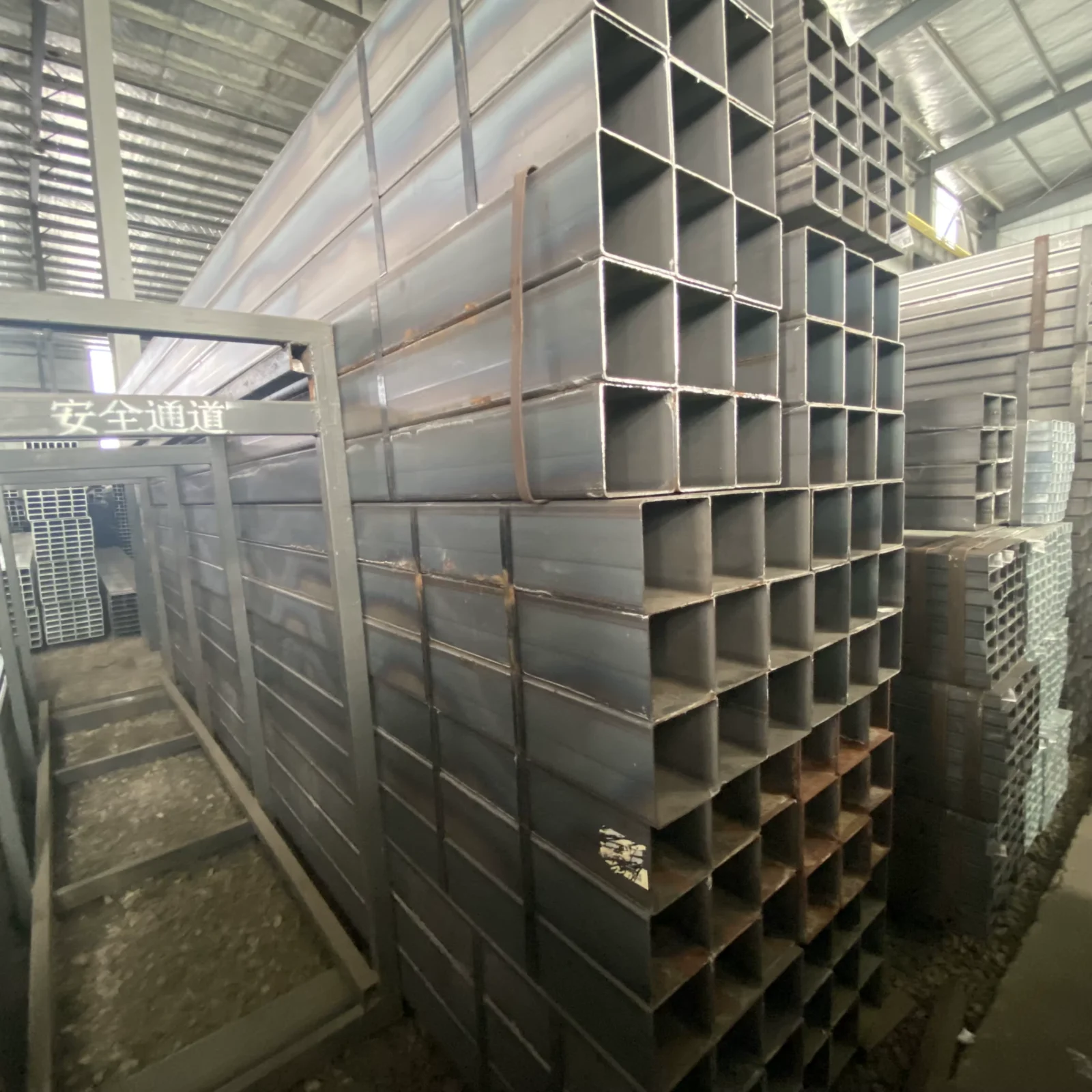 Q235 Q345 S355JR Rectangular Hollow Section Steel Tube ASTM Standard Supplier