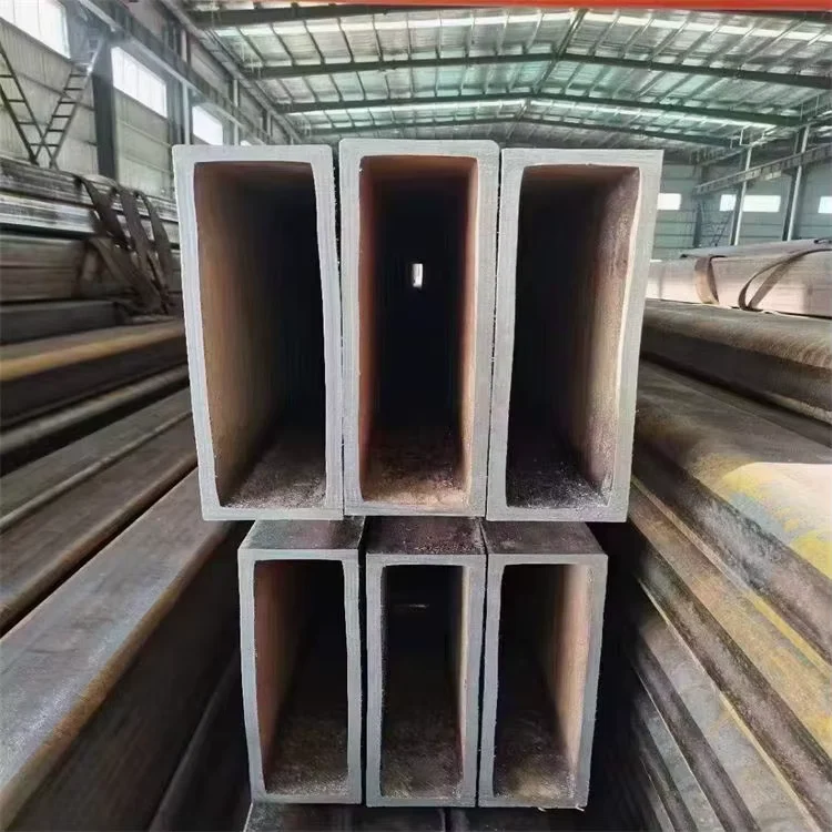 Q235 Q345 Seamless Square Steel Pipe 20-600mm Supplier