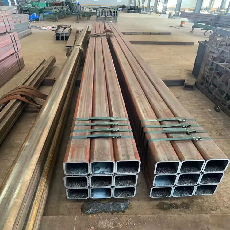 Q235 Q345 Seamless Square Steel Pipe 20-600mm Supplier