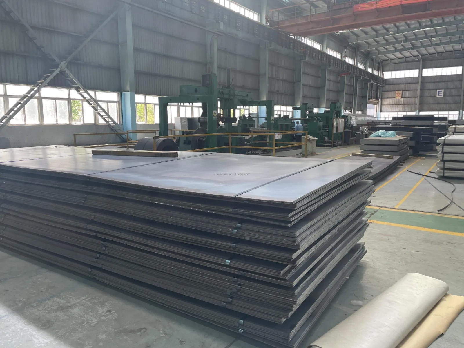 Q235B A36 S235JR Hot Rolled Carbon Steel Plate 1.2-4mm Supplier