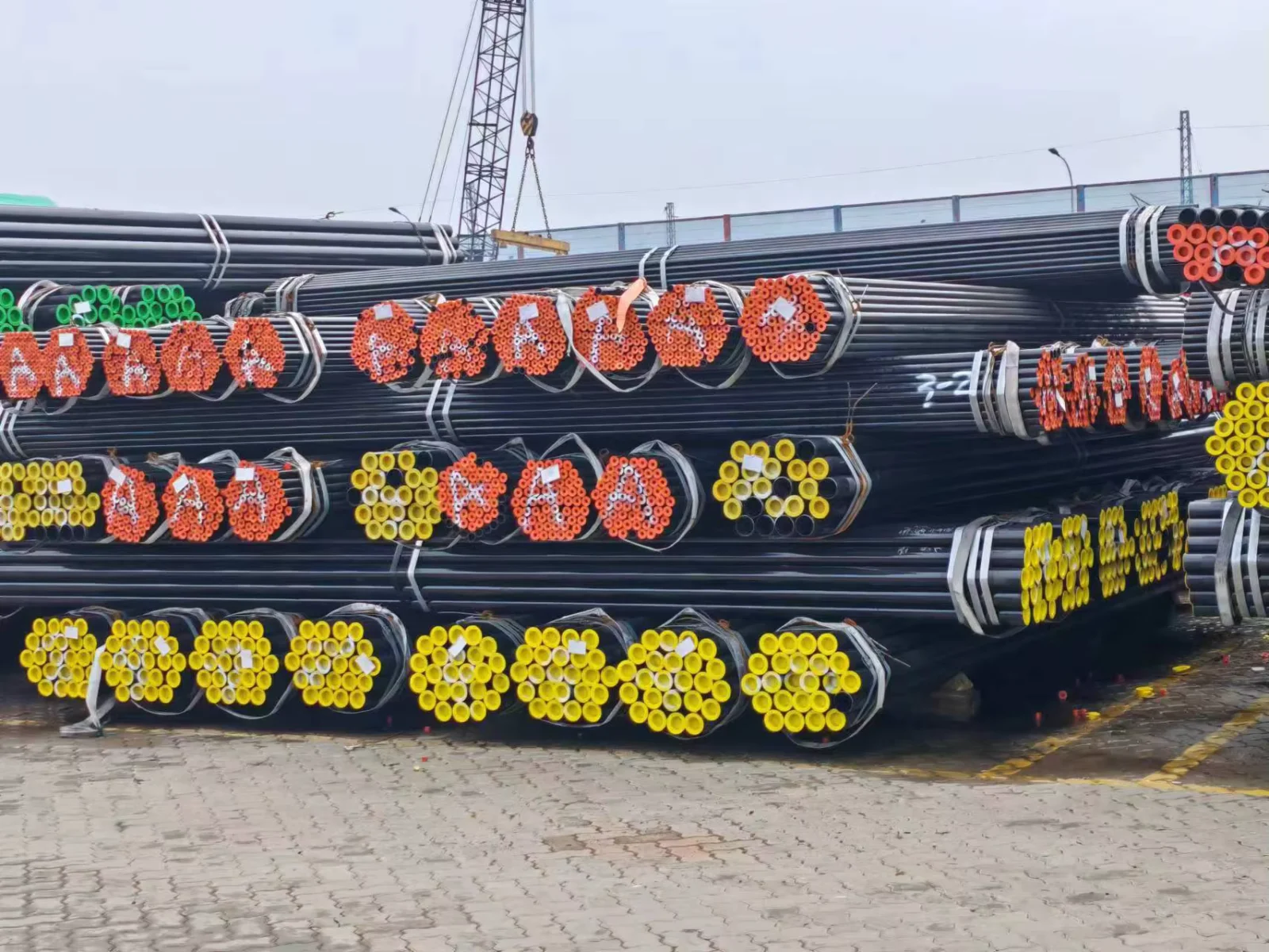 Q235B ASTM A106 Gr.B Seamless Steel Pipe OD 20-250mm Supplier