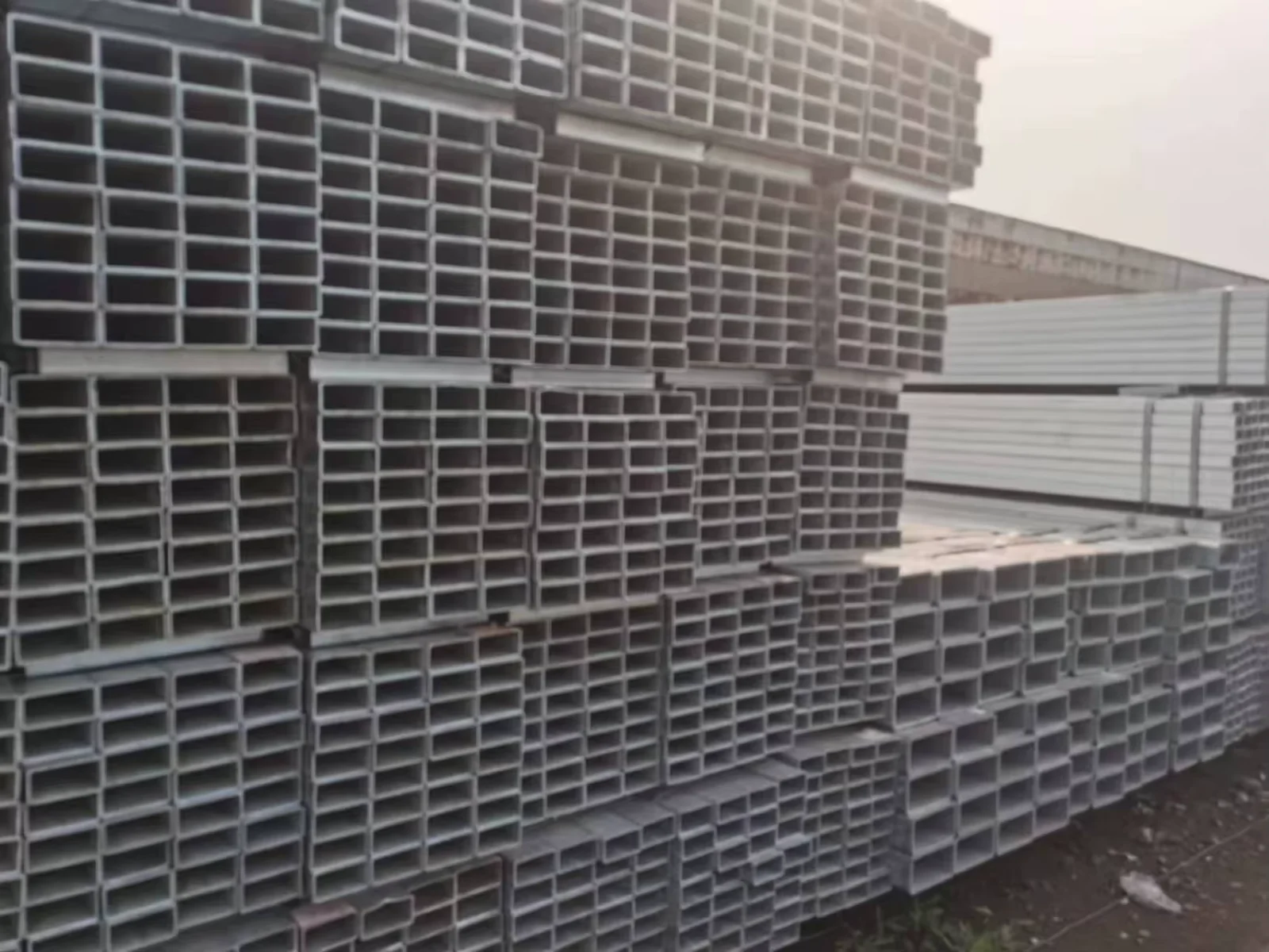 Q235B Q345B Galvanized Square Rectangular Steel Tube Supplier
