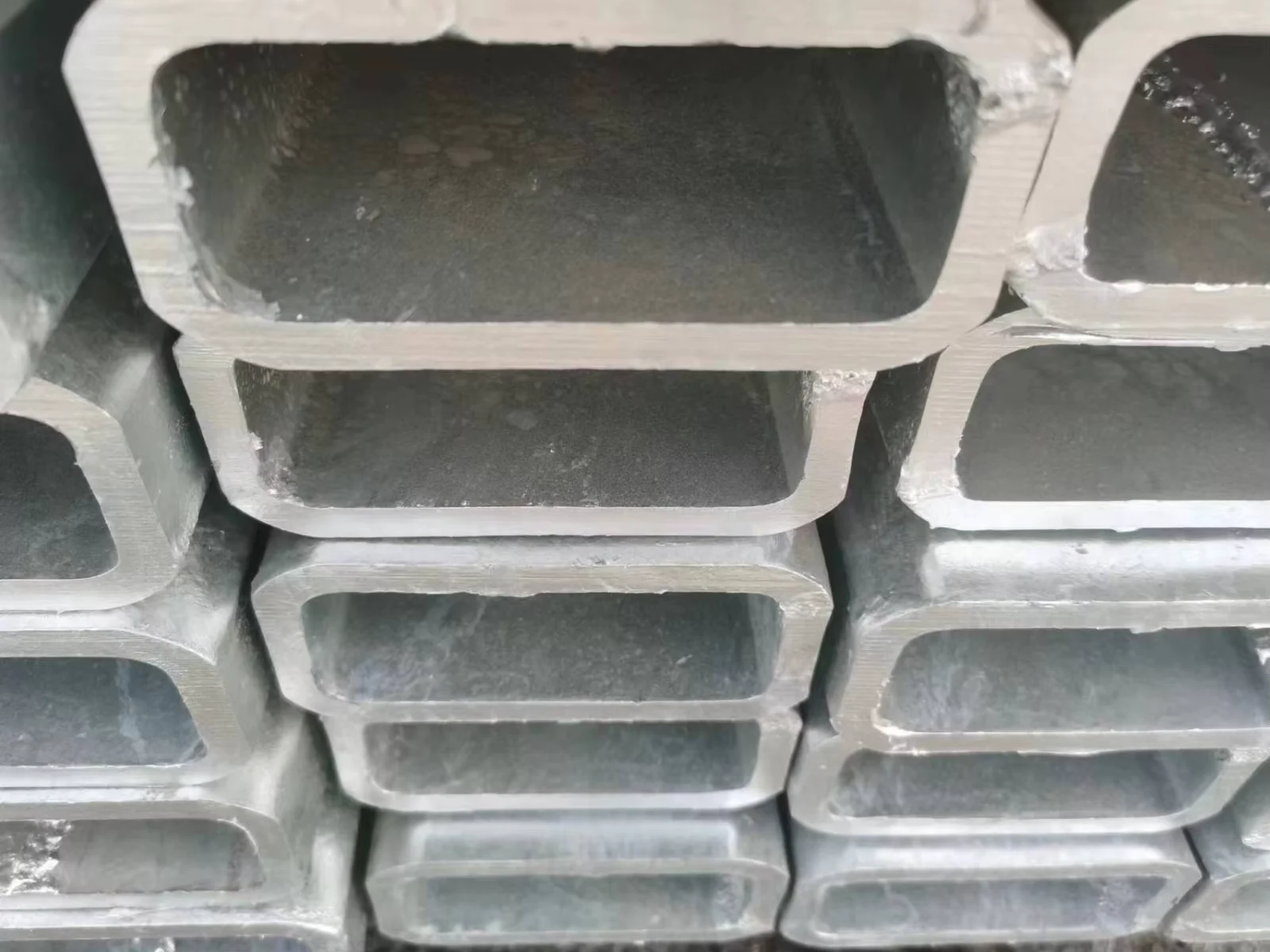 Q235B Q345B Square Rectangular Hollow Section 0.5-200mm Wall Custom Supplier