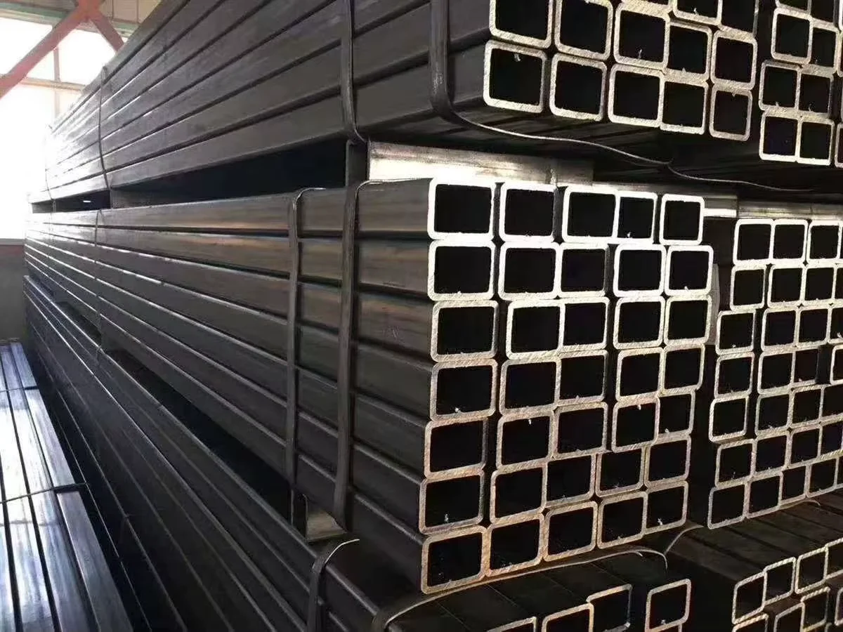 Q235B Q345B Welded Square Rectangular Steel Tube 1-3mm Wall Thickness Supplier