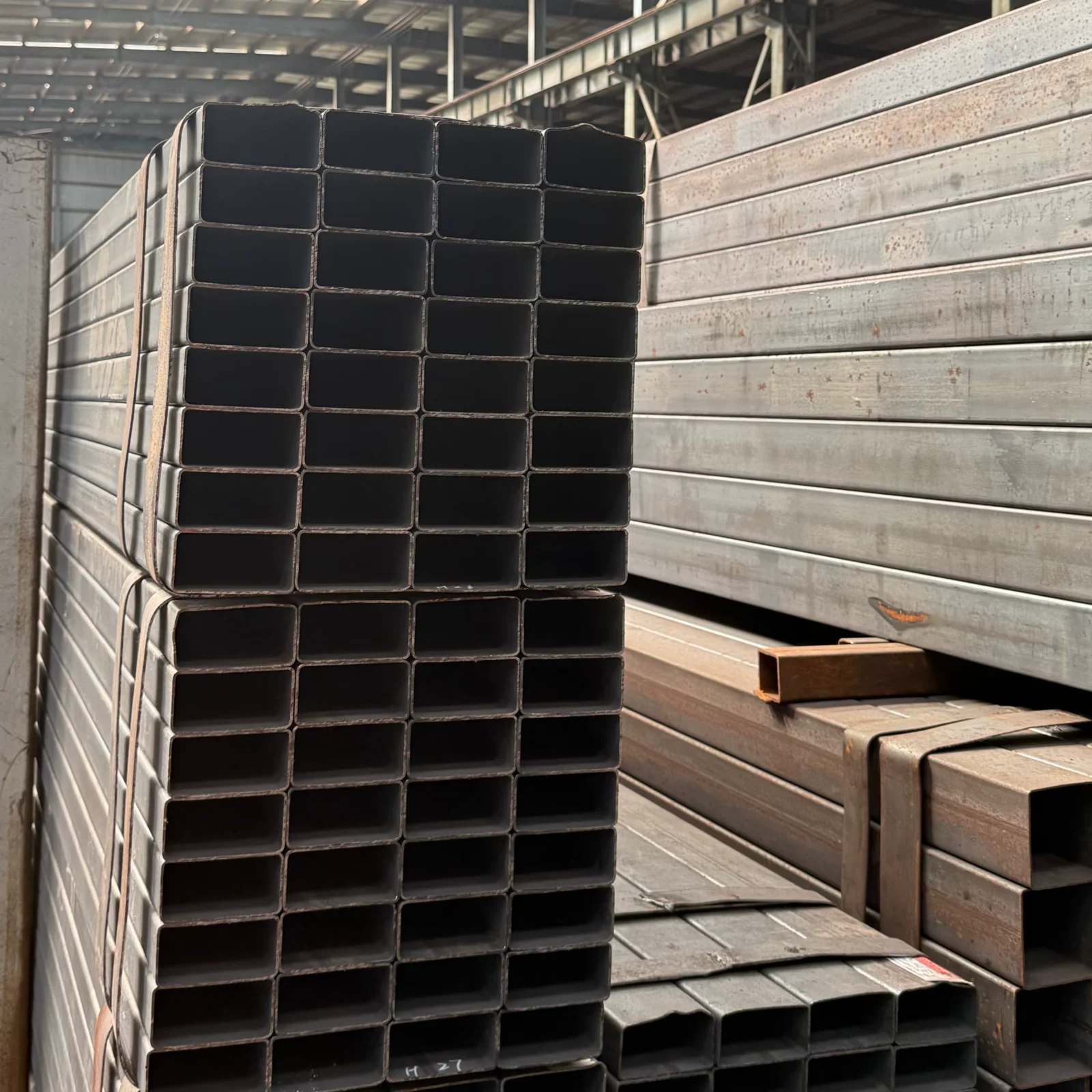 S235JR A36 S355 SS400 ERW Welded Square Steel Tube Factory Direct