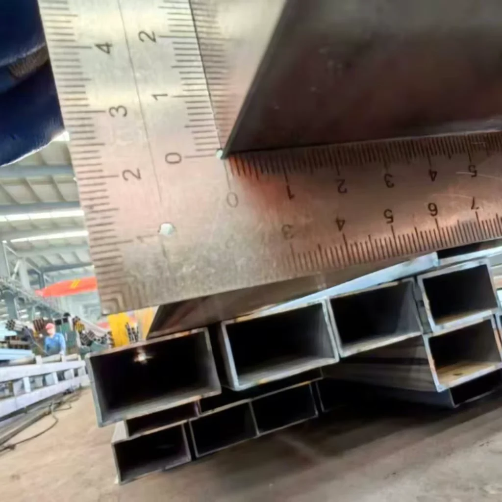 S355J2H Sharp Corner Square Rectangular Steel Tube EN 10210 Manufacturer