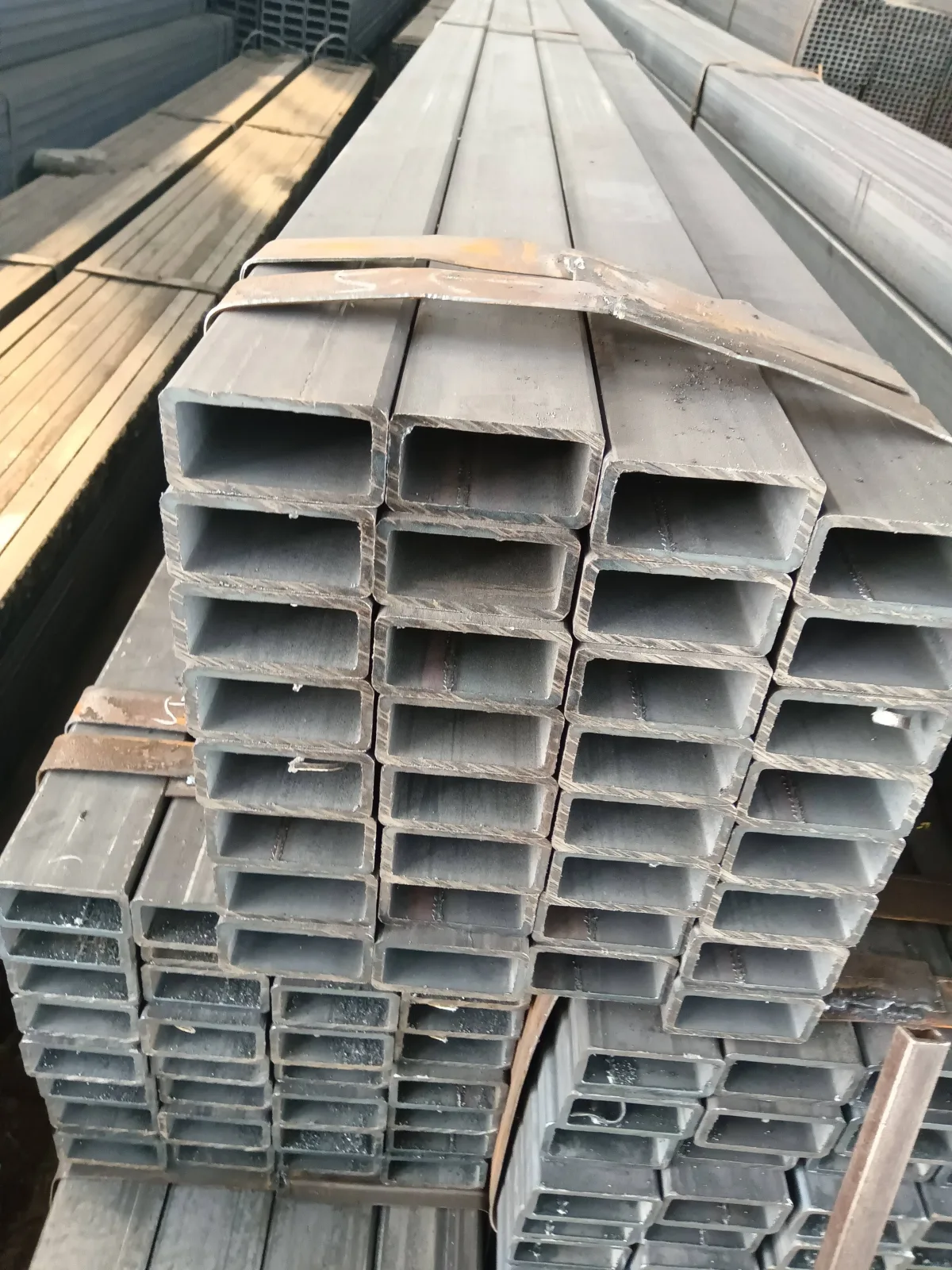 SPA-H Corten Steel Square Tube JIS G3125 ERW Black Supplier