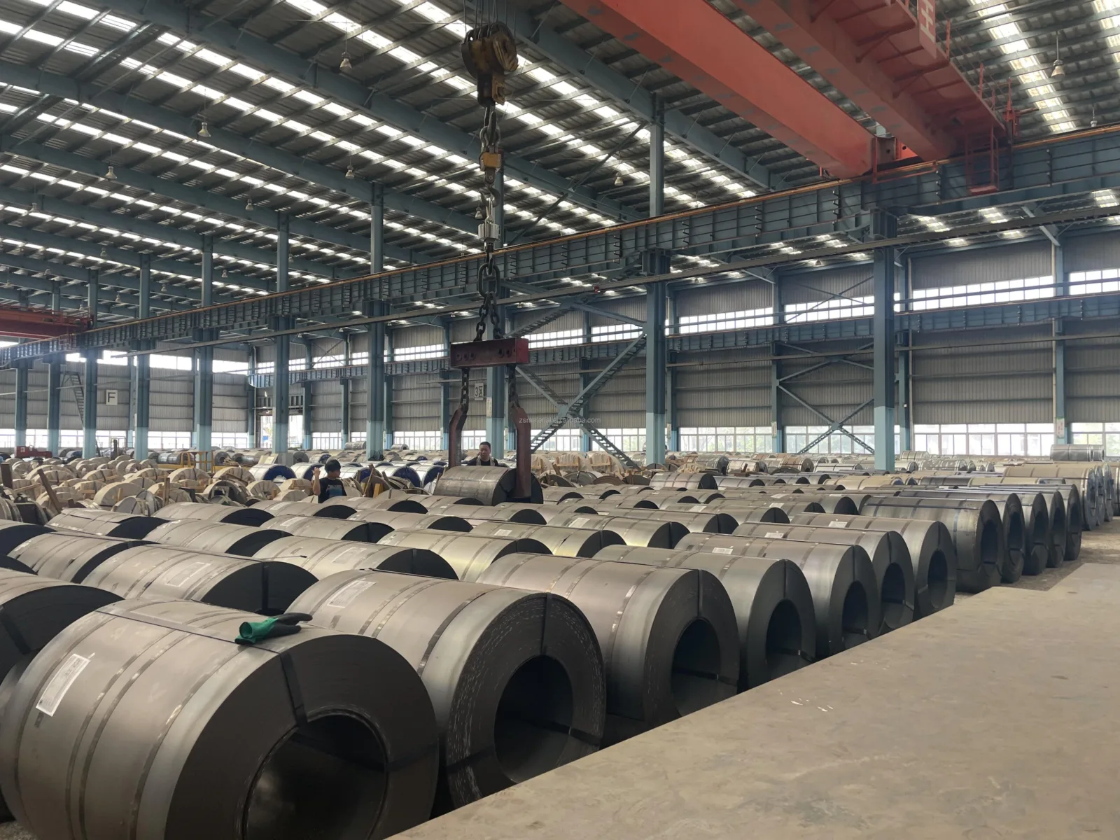 Q235 Q345 Hot Rolled Steel Coil 0.75-200mm Width 600-2000mm Factory